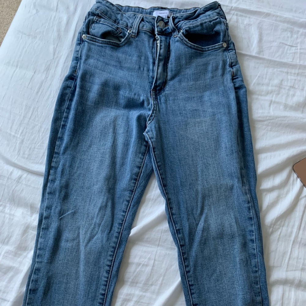 Forever 21 high rise jeans lightly used